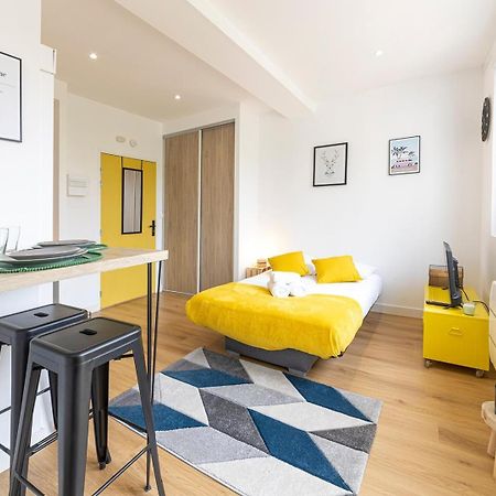 Апартаменты Le Yellow, Studio Renove, Tout Confort, Jardin Сен-Жак-де-ла-Ланд Экстерьер фото