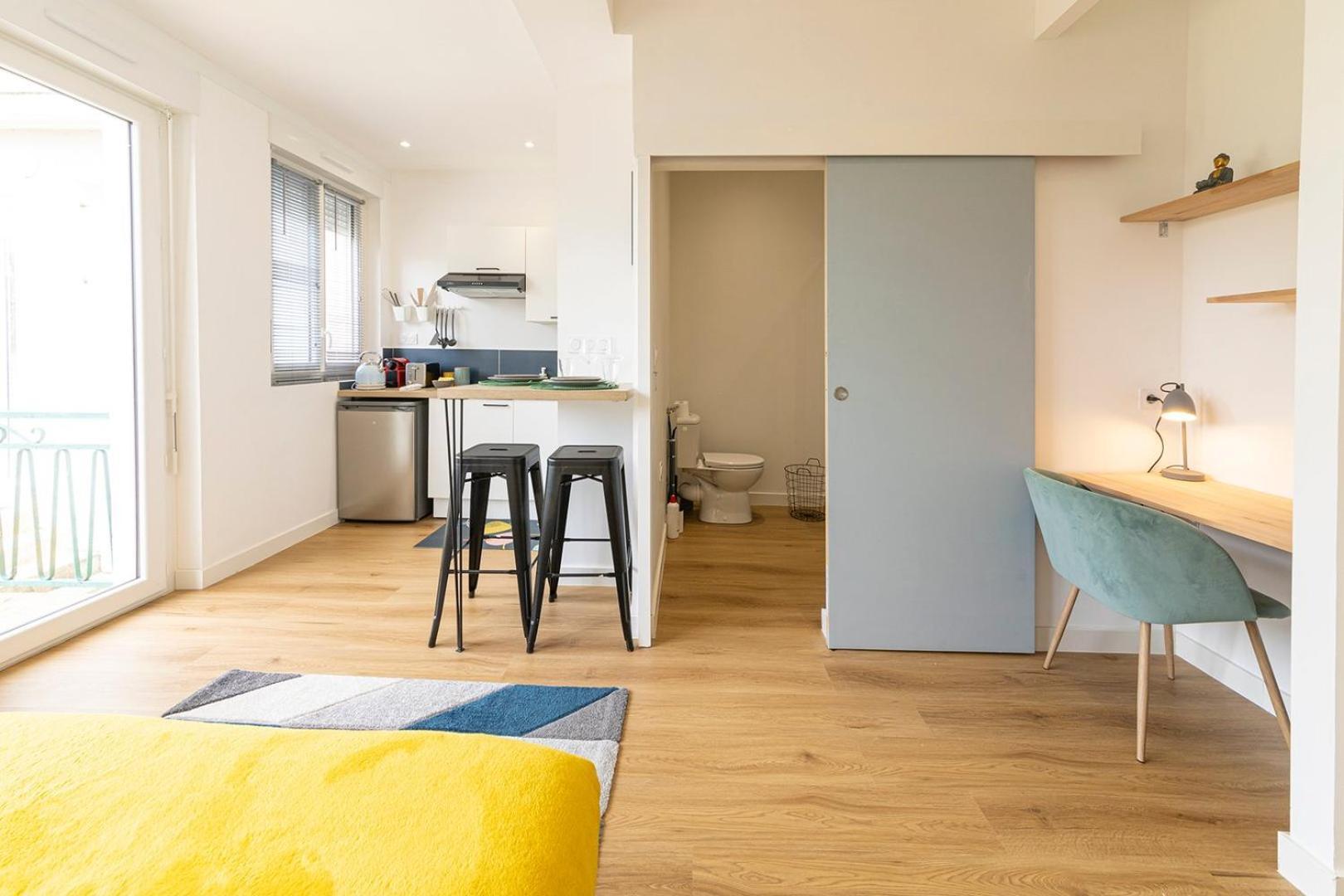 Апартаменты Le Yellow, Studio Renove, Tout Confort, Jardin Сен-Жак-де-ла-Ланд Экстерьер фото